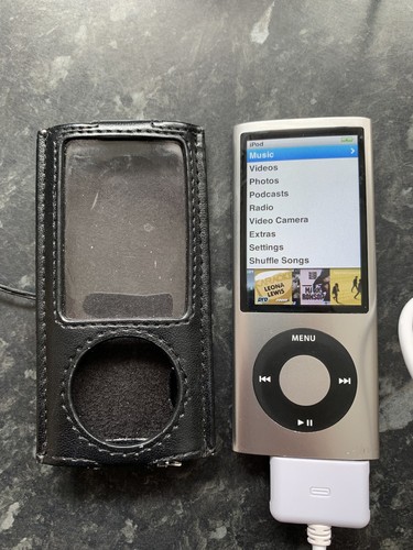 Apple iPod Nano 5th Generation A1320 Boxed *not Holding Charge - Faulty - Picture 2 of 8