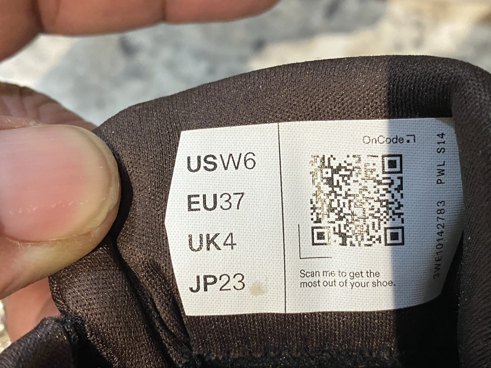 On Cloud Cloudrunner 2 Waterproof Swiss Engineeri… - image 3