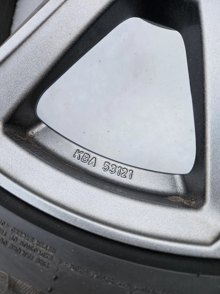 Winterreifen - Bild 2 von 4