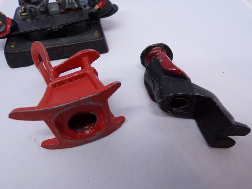 VINTAGE CAST IRON AMISH Figures 6 Figurines, desk, see saw, rocking chair - Picture 4 of 9
