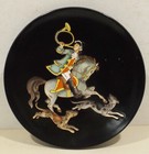 schöner Karlsruher Majolika Wandteller Wandbild " Postillion Reiter " Dm.27,5cm