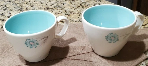 Vintage TAYLOR SMITH TAYLOR EVER YOURS BOUTONNIERE Pair of (2) COFFEE CUPS