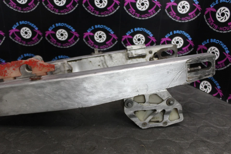 1988 Honda CR125R OEM ПОВОРОТНЫЙ РЫЧАГ ПОДВЕСКИ 52000-KS6-830 - Изображение 3 из 4