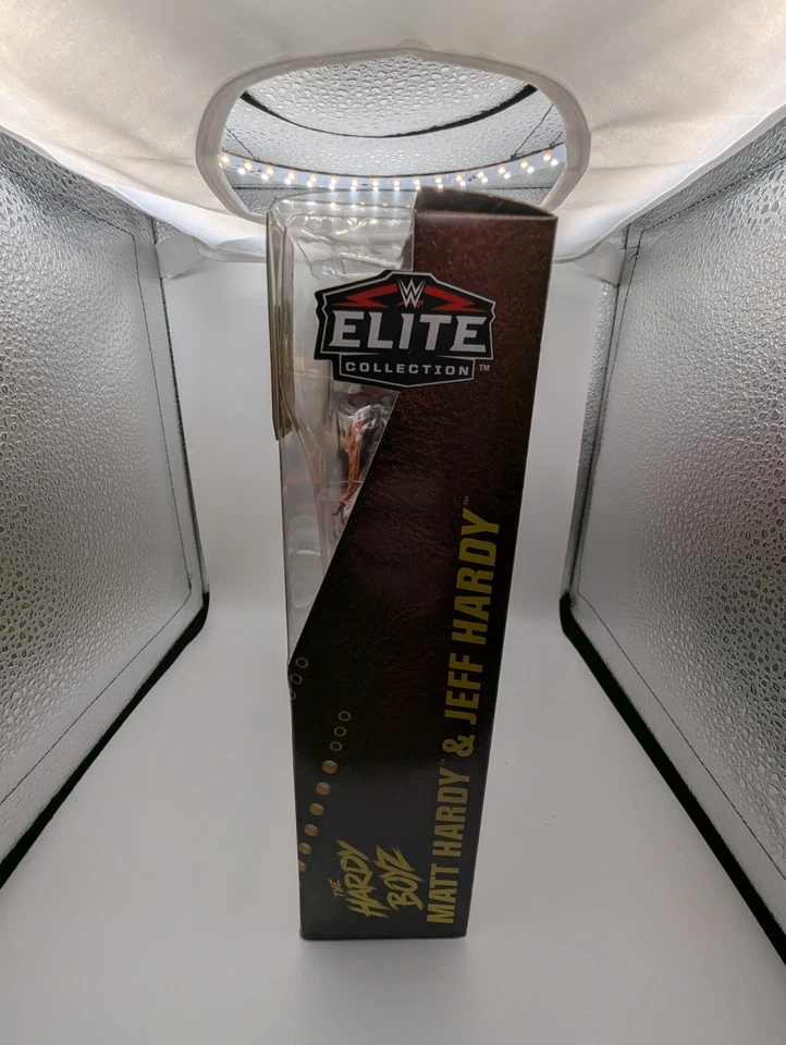 WWE Hardy Boyz Elite 2-Pack Ringside Exclusive w/ Tag Team Belts - Image 4 of 4