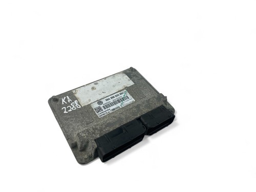 VW POLO 9N Motorsteuergerät ECU 06A906033MH 2001 30363034