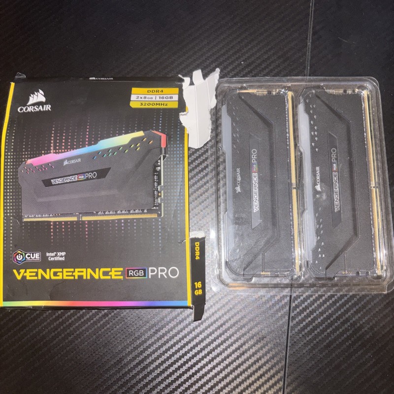 Corsair Vengeance RGB PRO DDR4 DIMM 16GB (2x8GB) 3200MHz Computer Memory