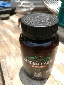 NEW,,,Strong Earth Gummies, ZINC,,60 GUMMIES
