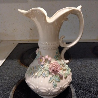 belleek ireland vase perfect condition