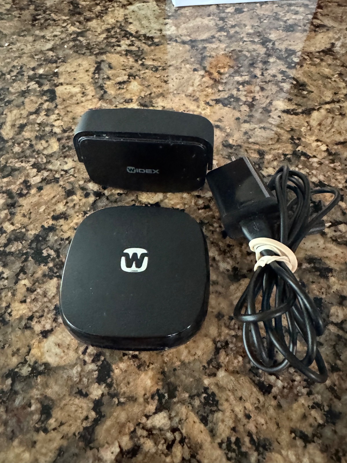 widex 440 hearing aids with Bluetooth rechargeable battery