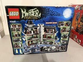 LEGO Monster Fighters Haunted House 10228 Complete Set 2064pcs 14+ Box