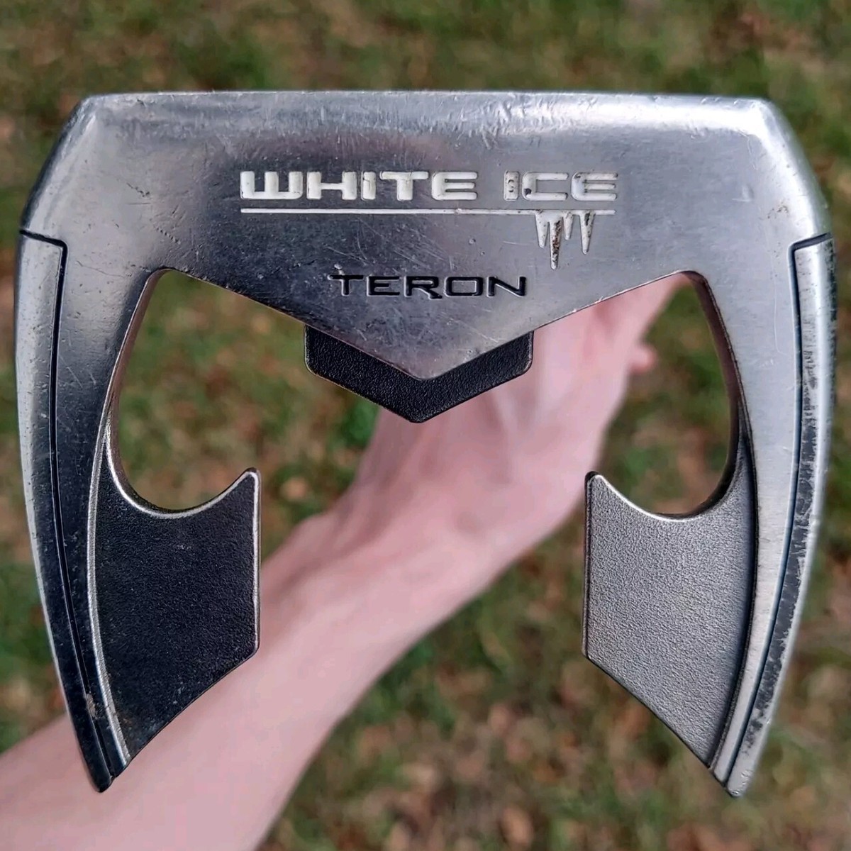 Odyssey White Ice Teron Putter 32.5