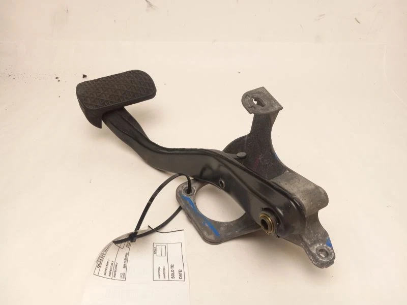 PEDAL FRENO MERCEDES-BENZ E320 2004 Foto 4 de 4