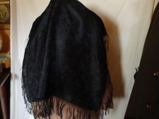 Museales Trachtentuch, Atlas-Seide, Handgeknüpft, unbenutzt