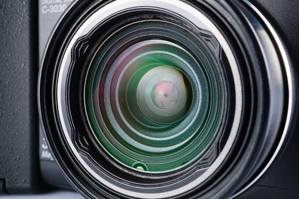 OLYMPUS Camedia C-3030 3.3MP Digital Camera w/ 64MB Smart Media 【Japanese Only】 - Image 2 of 4