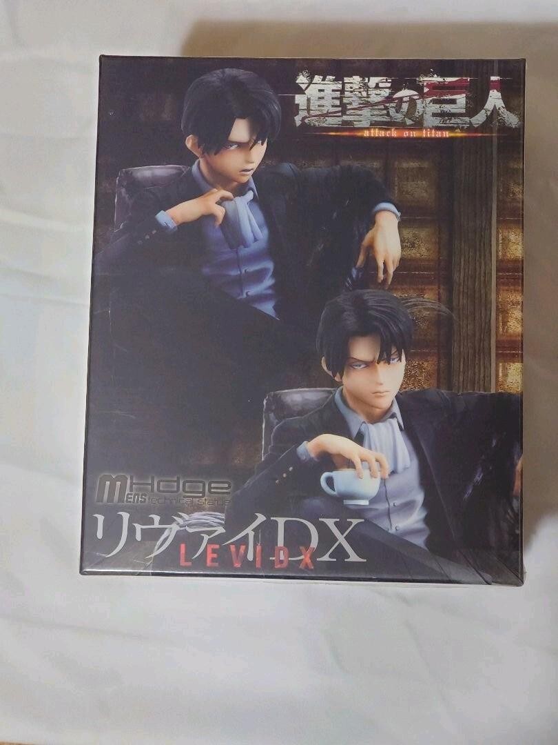 Attack on titan Levi DX figure mensHdge technical statue No.3