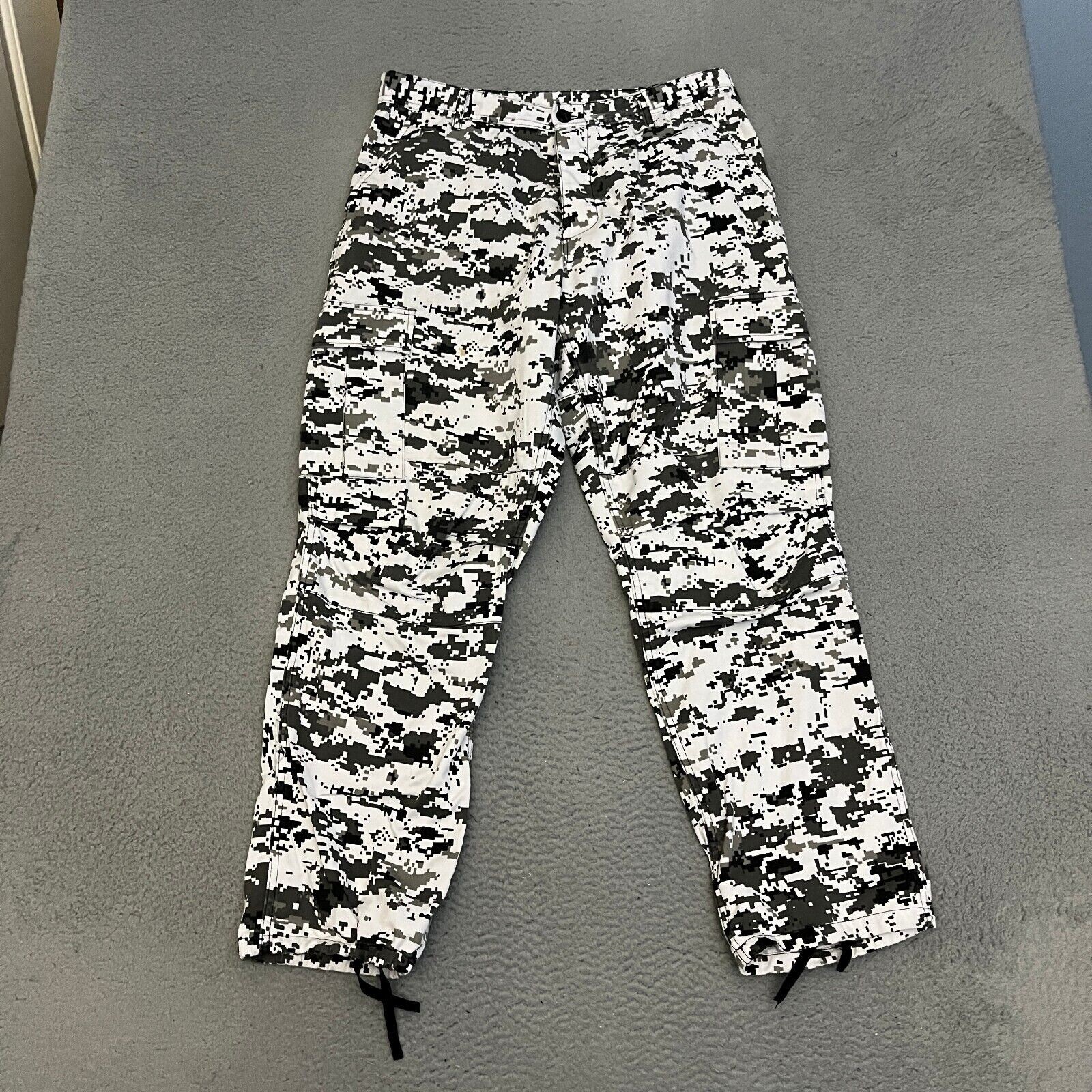 City Camo Cargo Pants Small Long White Gray Black Digital Camo Preowned-image