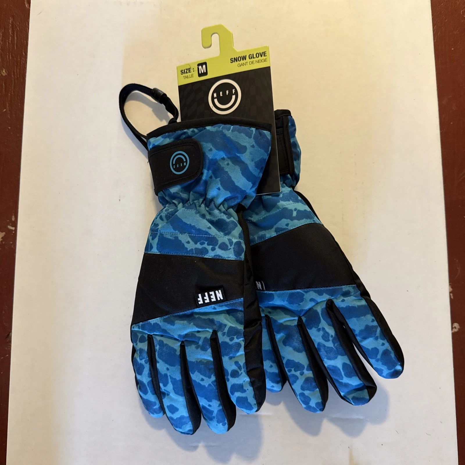 Neff Men's Water resistant Ski Snowboarding Cold Weather Winter Gloves Medium