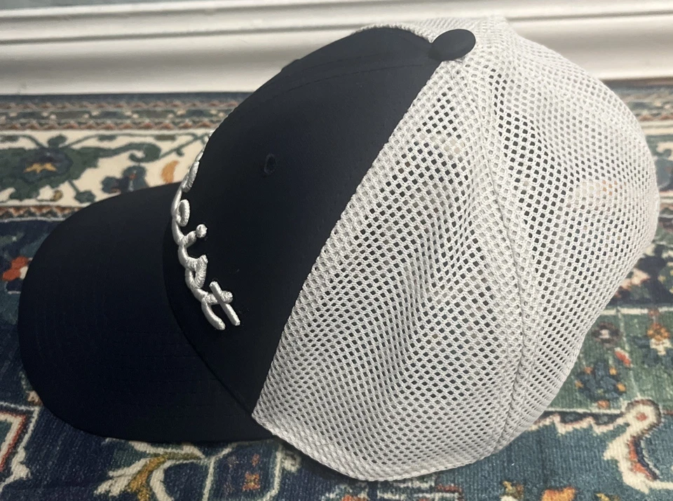 Gorra de Golf Titleist Ajustable Roja Blanca Azul KY State Malla Camionero Snapback  Foto 3 de 4