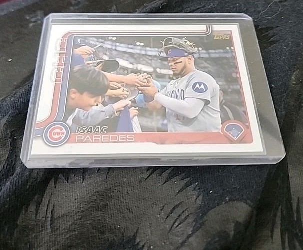 2025 Topps Series 1 - Isaac Paredes #138 Golden Mirror Image Variation