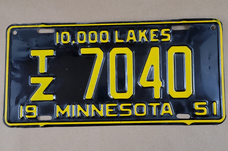 1951 Minnesota 10,000 Lakes License Plate TZ 7040 Low Number Black & Yellow