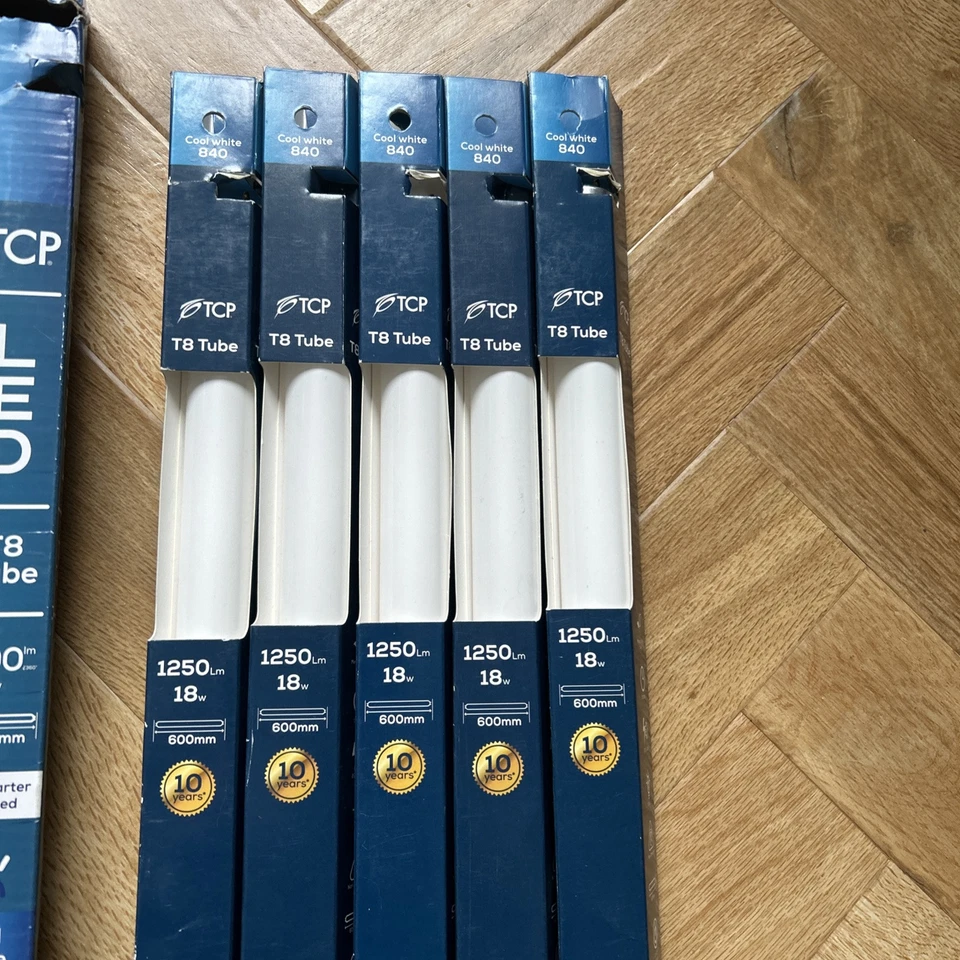 NEW  12 X LED T8 Tube Lights And Starters 600mm - Image 4 of 4