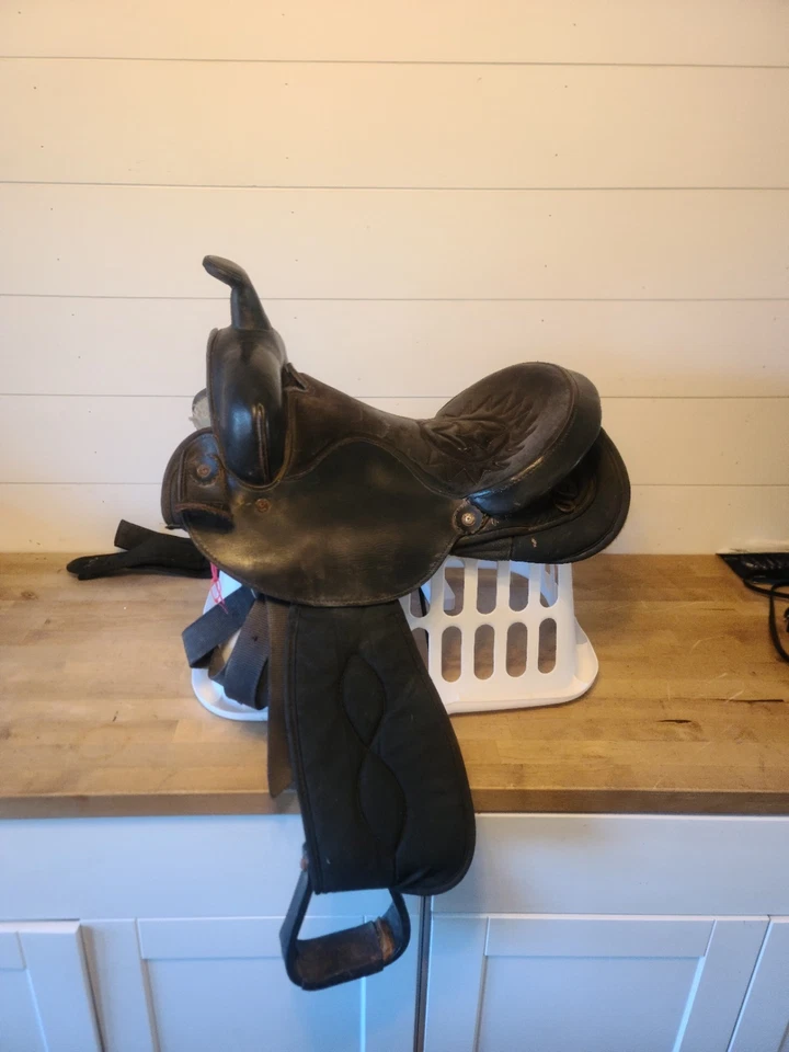 15'' QH 大喇叭 #101 黑色皮革和绳索西部桶/尾座马鞍零件 — 第 2/4 张图片