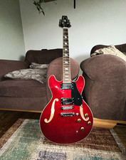 ES-335 Style Semi-Hollow Electric Guitar Red Right-Handed 6-String. With case.