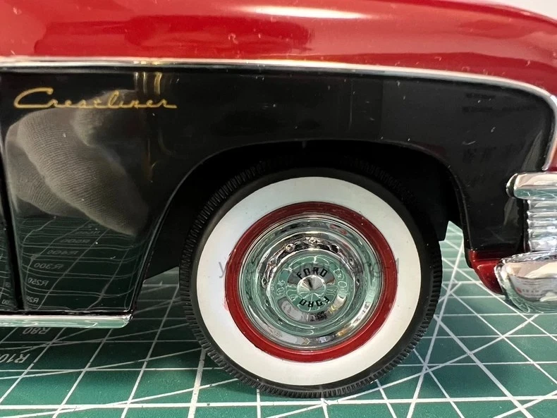 1/18 scale new 1950 FORD Crestliner alloy classic car model - Image 3 of 4