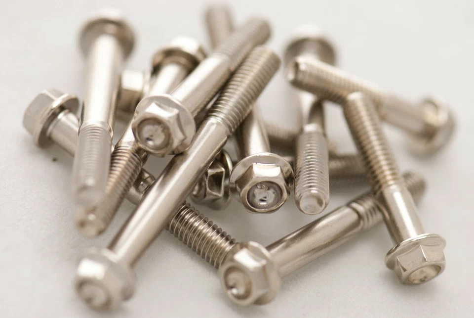 Kit de pernos de motor de níquel funciona para KTM 85cc XC 2008-2009 Foto 3 de 4