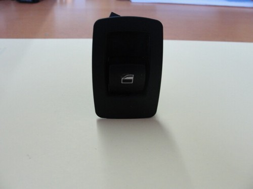 BMW 1er E87 3er Schalter elektr. Fensterheber hinten  6945874 , 15939900