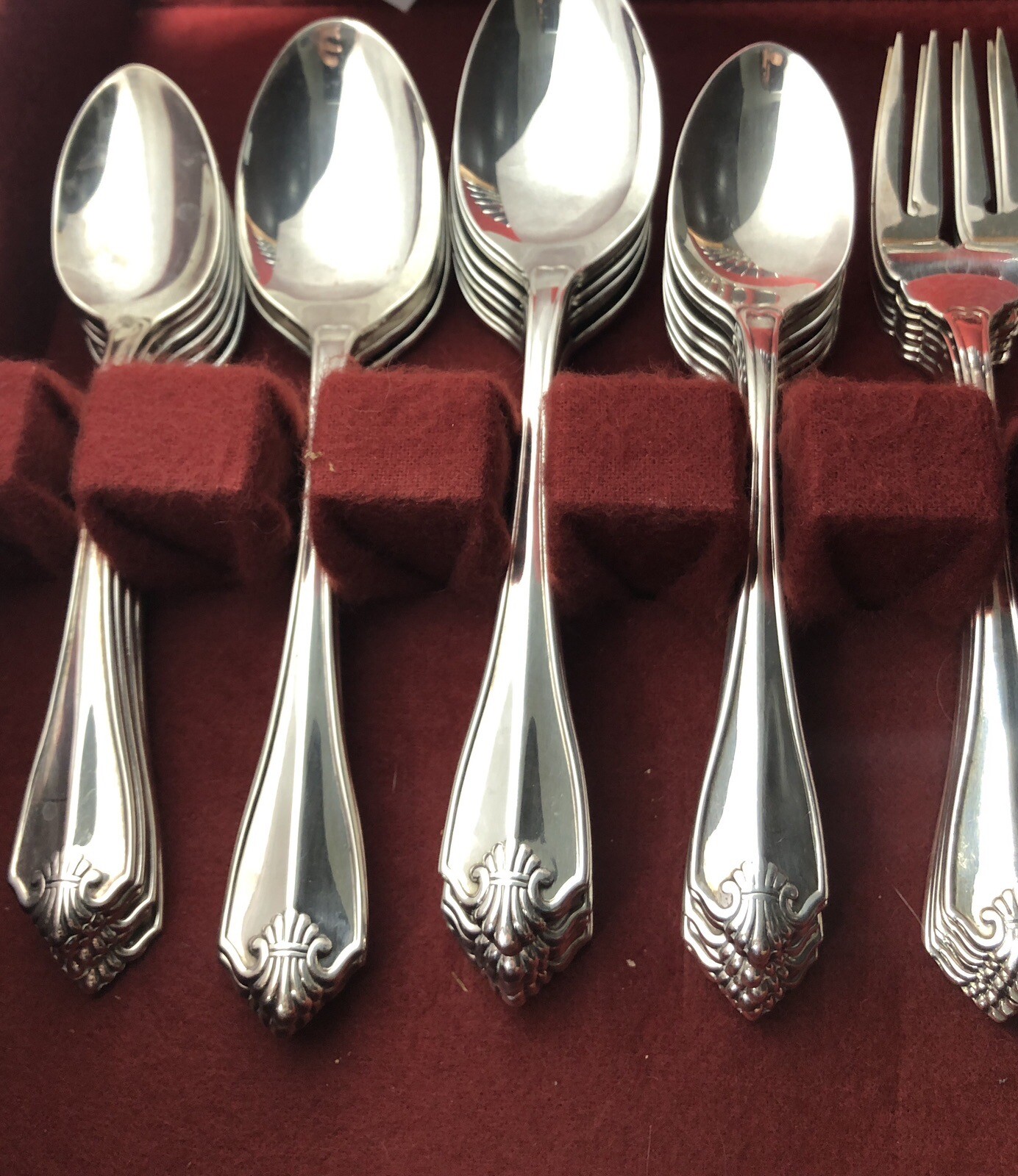 Oneida USA King James Flatware Set, Service for 12 eBay