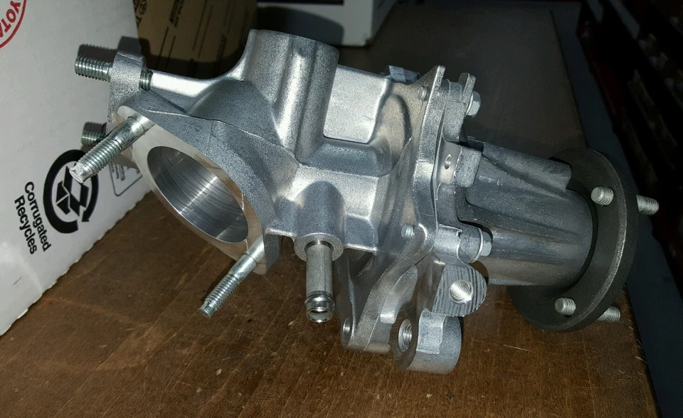 原始设备制造商丰田 Supra 93-98 TT 水泵 16100-49847 — 第 2/4 张图片