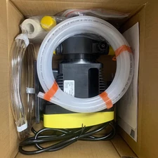 1PC New Milton Roy metering pump PD066-748Ni