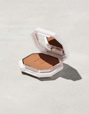 Fenty Beauty by Rihanna Pro Filt'r Soft Matte Powder Foundation 370 - NIB