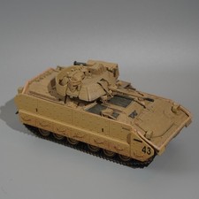 UNIMAX M3A3 Bradley (1:35 1:32 ?) Scale Military IFV Model Desert Camouflage 