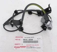 Genuine OEM Toyota 89516-0C030 Passenger Front ABS Sensor Wire 