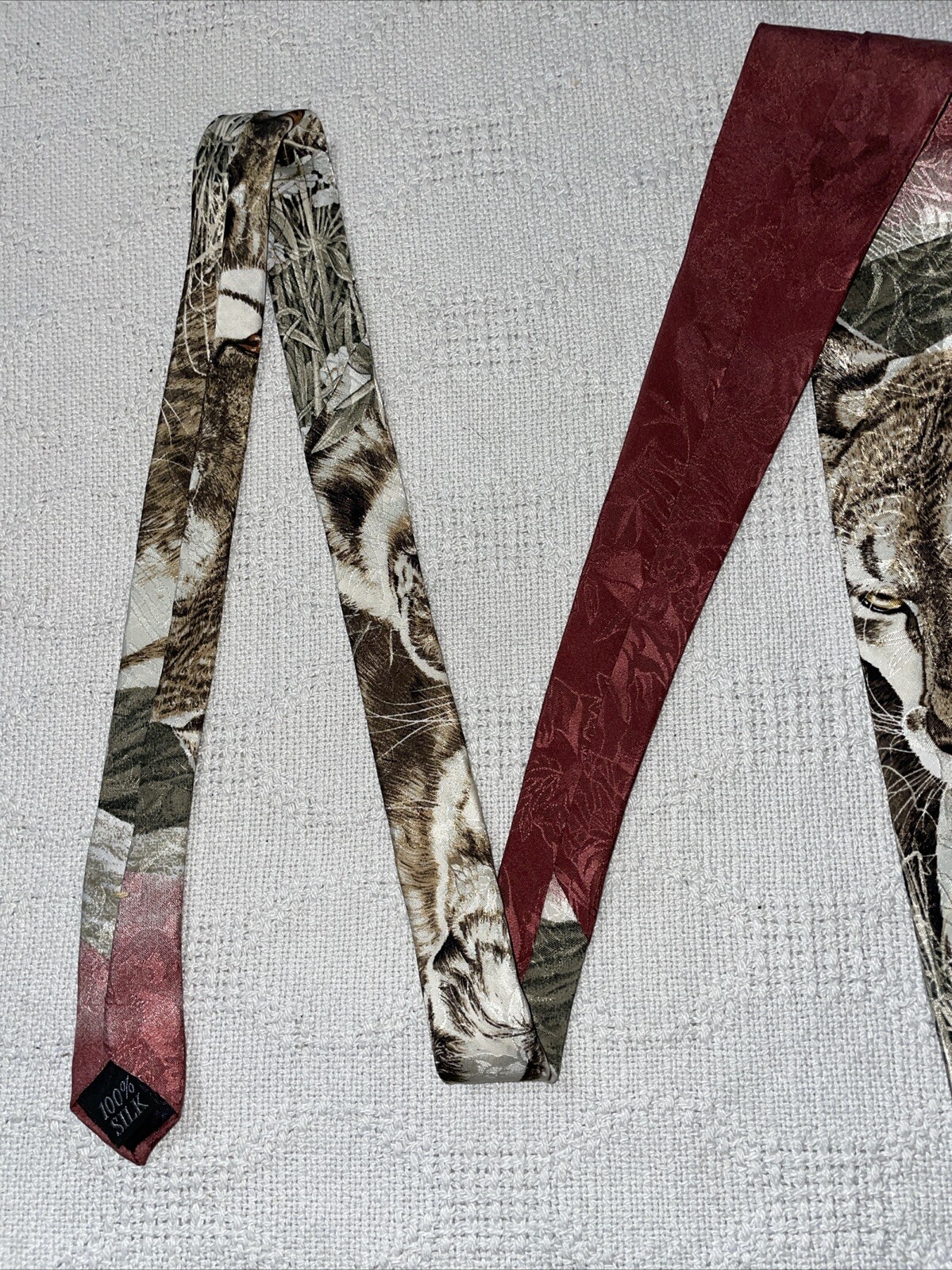 The Greenwich Workshop “Cougars" Dress Tie Mens Size 55” Tan Cougar Motif Party thumbnail 6