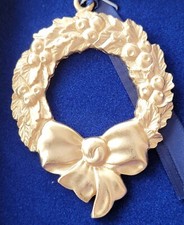 Gloria Duchin Gold Berry Wreath Bow Christmas Tree Ornament Made in USA