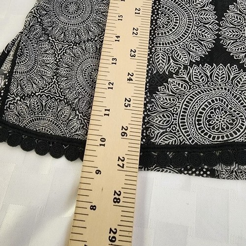 East 5th Avenue V - Neck Black & White Lace Detail Sheer Quarter Sleeve Size M - Picture 5 of 6