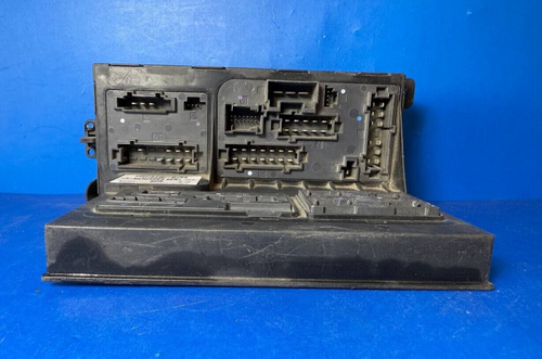2003 - 2011 MERCEDES W211 E350 CLS500 FUSE BOX CONTROL MODULE A2115453901 OEM - Picture 6 of 14