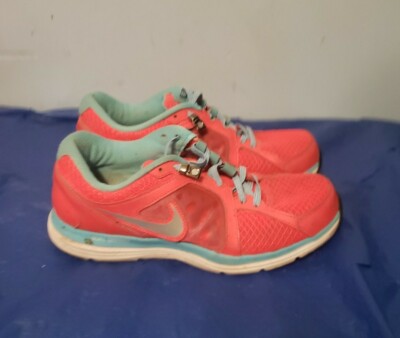Nike Dual Fusion ST3 Running Shoes Woman's Size 8.5 Athletic Shoes 
