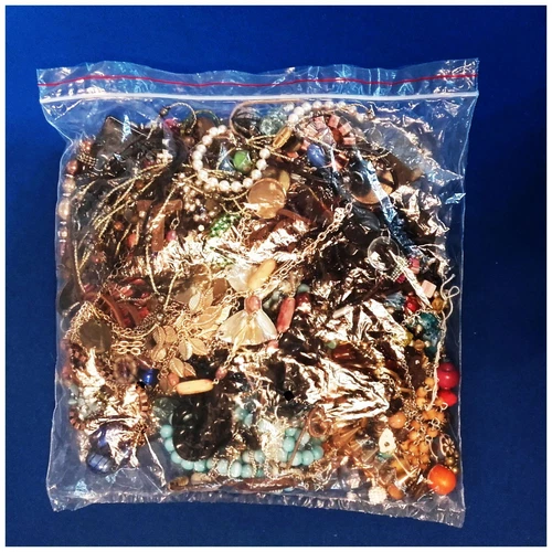 1kg Bag Various Costume Jewellery Assorted Mixed Lot Craft Making Multi Coloured
