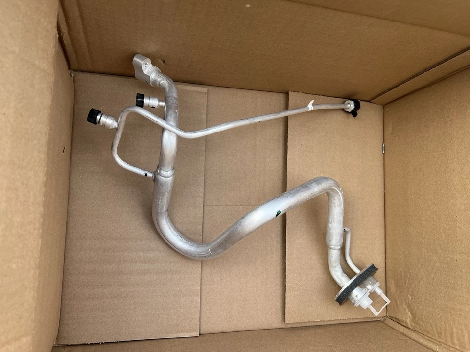 Nuevo tubo de intercambio de calor de aire acondicionado OEM para Ridgeline, Passport & Odyssey 2019-2025 Foto 2 de 4