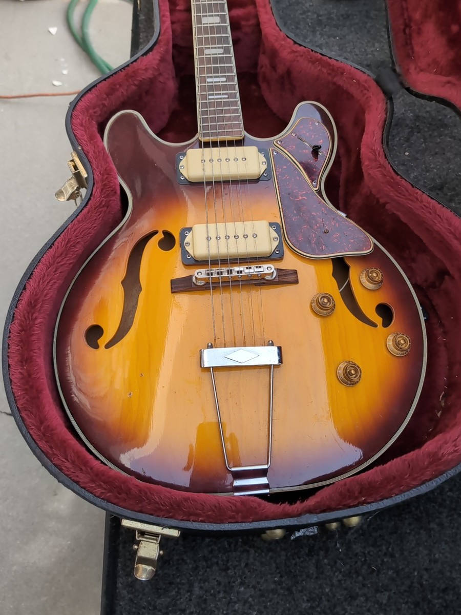 Vintage Univox Electric Acoustic Guitar With Card Case Mij Made In