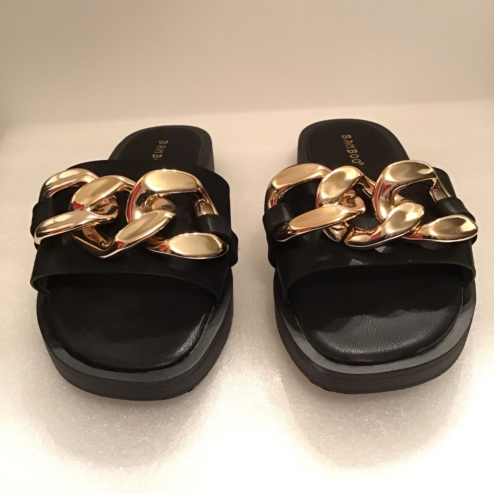 APL Sandali slip on bambù SIDEKICK 11 fascia catena oro punta aperta plateau misura 7 5