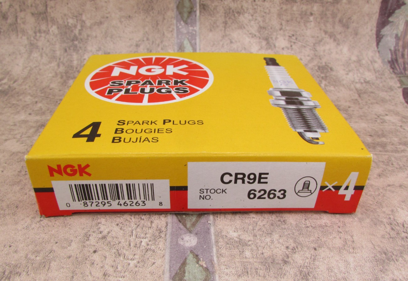 4 PACK NGK Standard 6263 CR9E Spark Plugs