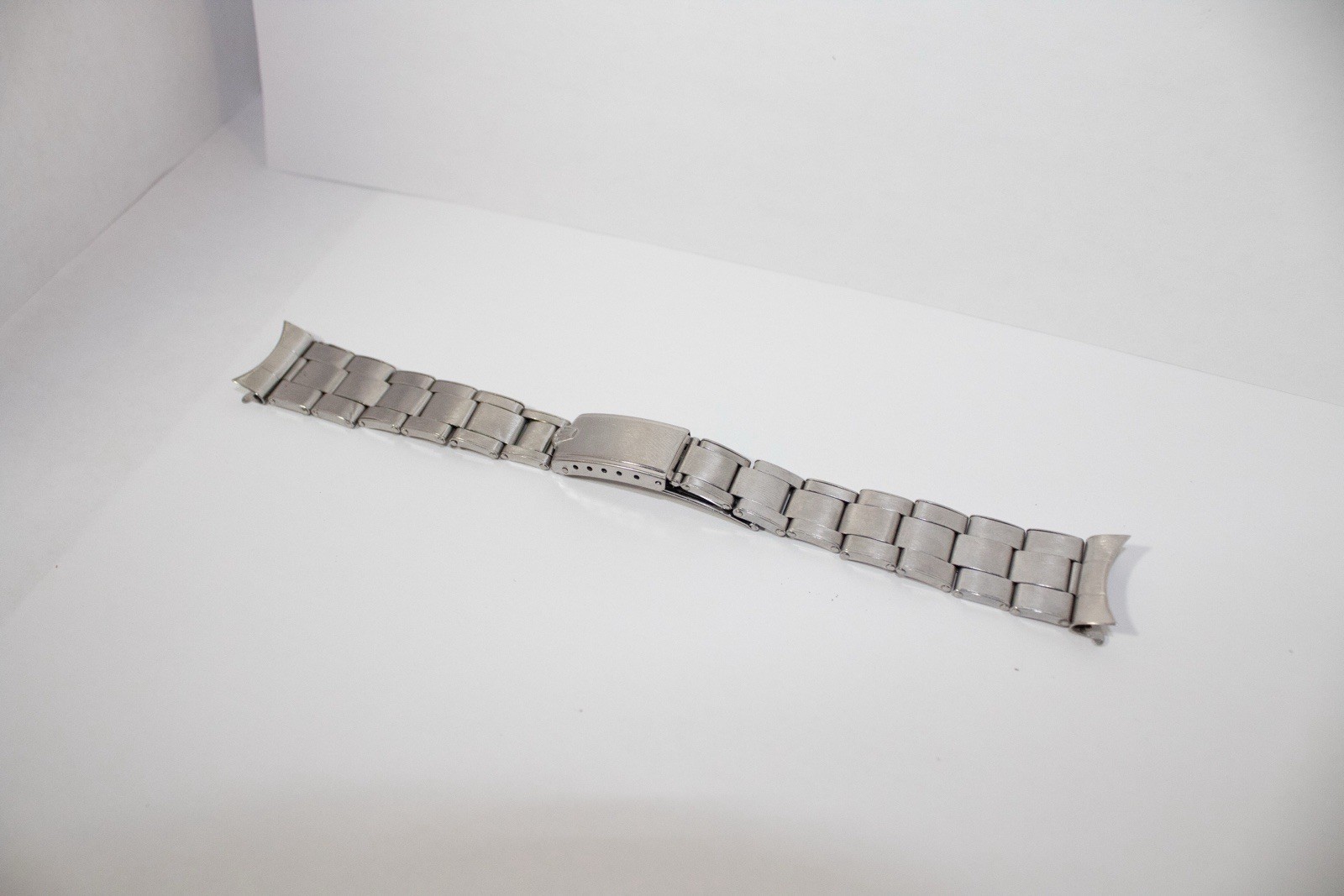 Rare Vintage 1957 Rolex Oyster Rivet Expanding Bracelet | 57 End Links (19mm)