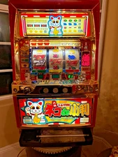 Panchislo Slot Machine lukyscats