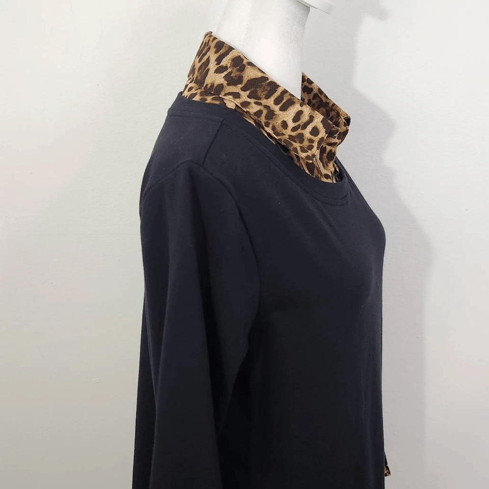 Blusa Isaac Mizrahi negra de leopardo en capas talla pequeña de leopardo Foto 4 de 4