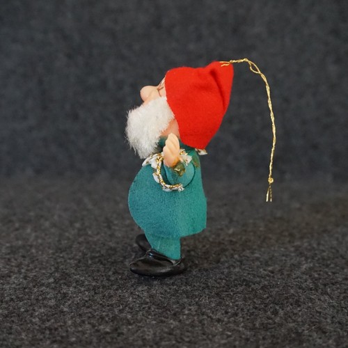 Walt Disney Snow White and the Seven Dwarfs Ornament Vintage Felt Flocked Japan - Picture 4 of 18